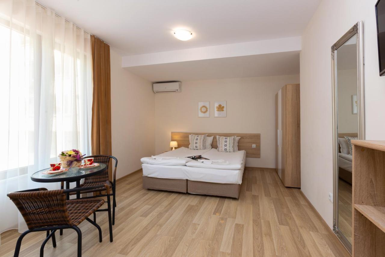 Apartments Flora 1 布尔加斯 外观 照片