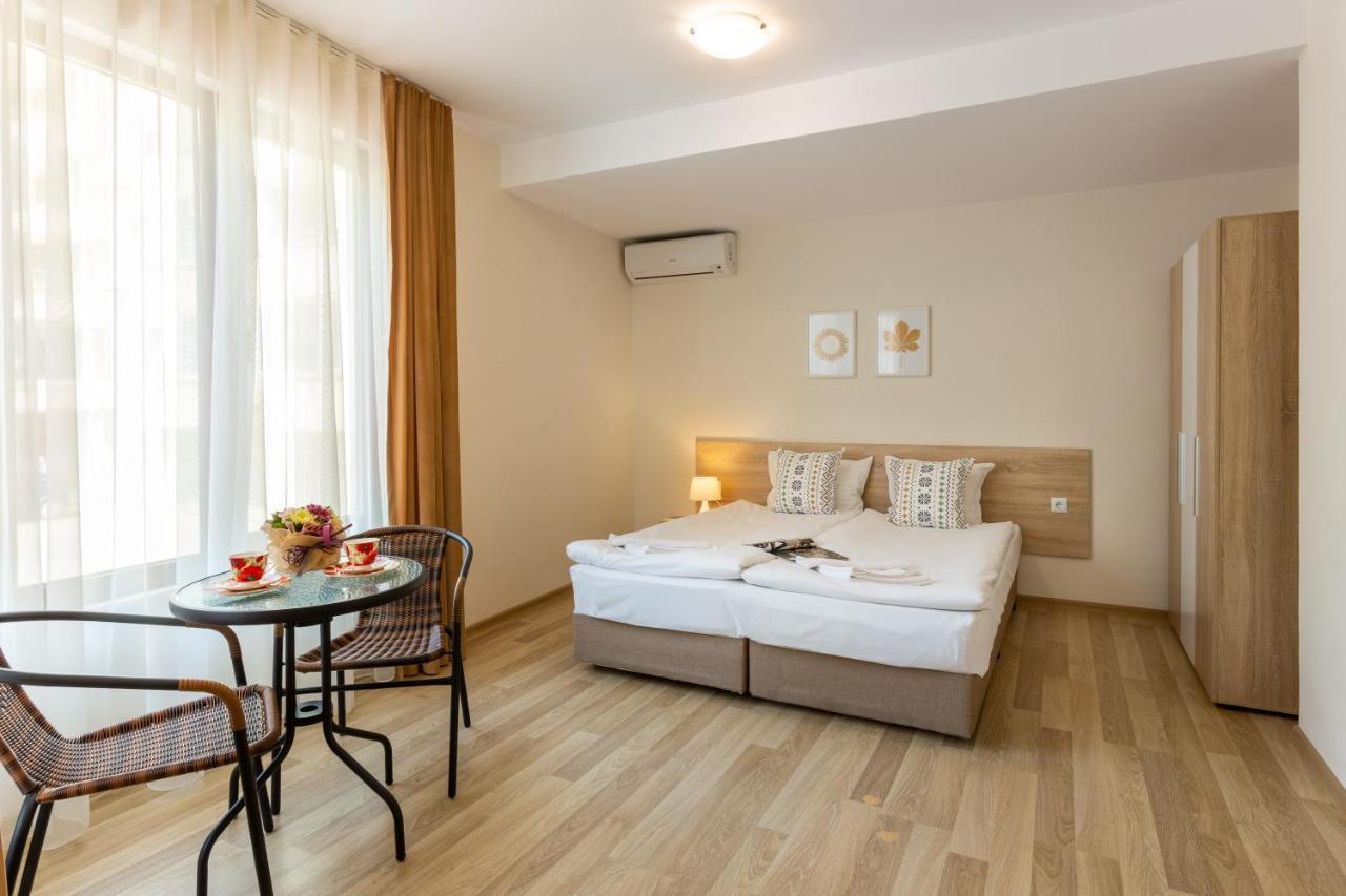 Apartments Flora 1 布尔加斯 外观 照片