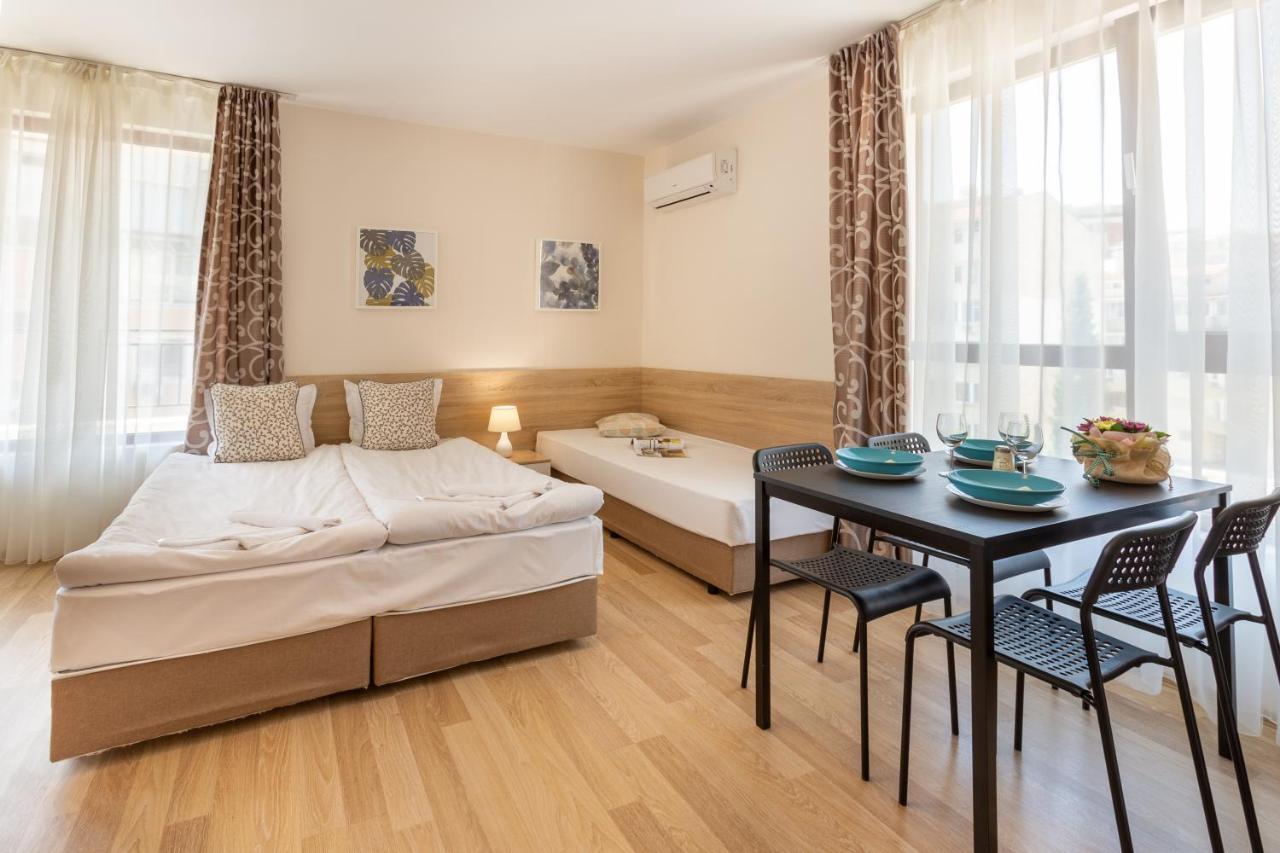 Apartments Flora 1 布尔加斯 外观 照片