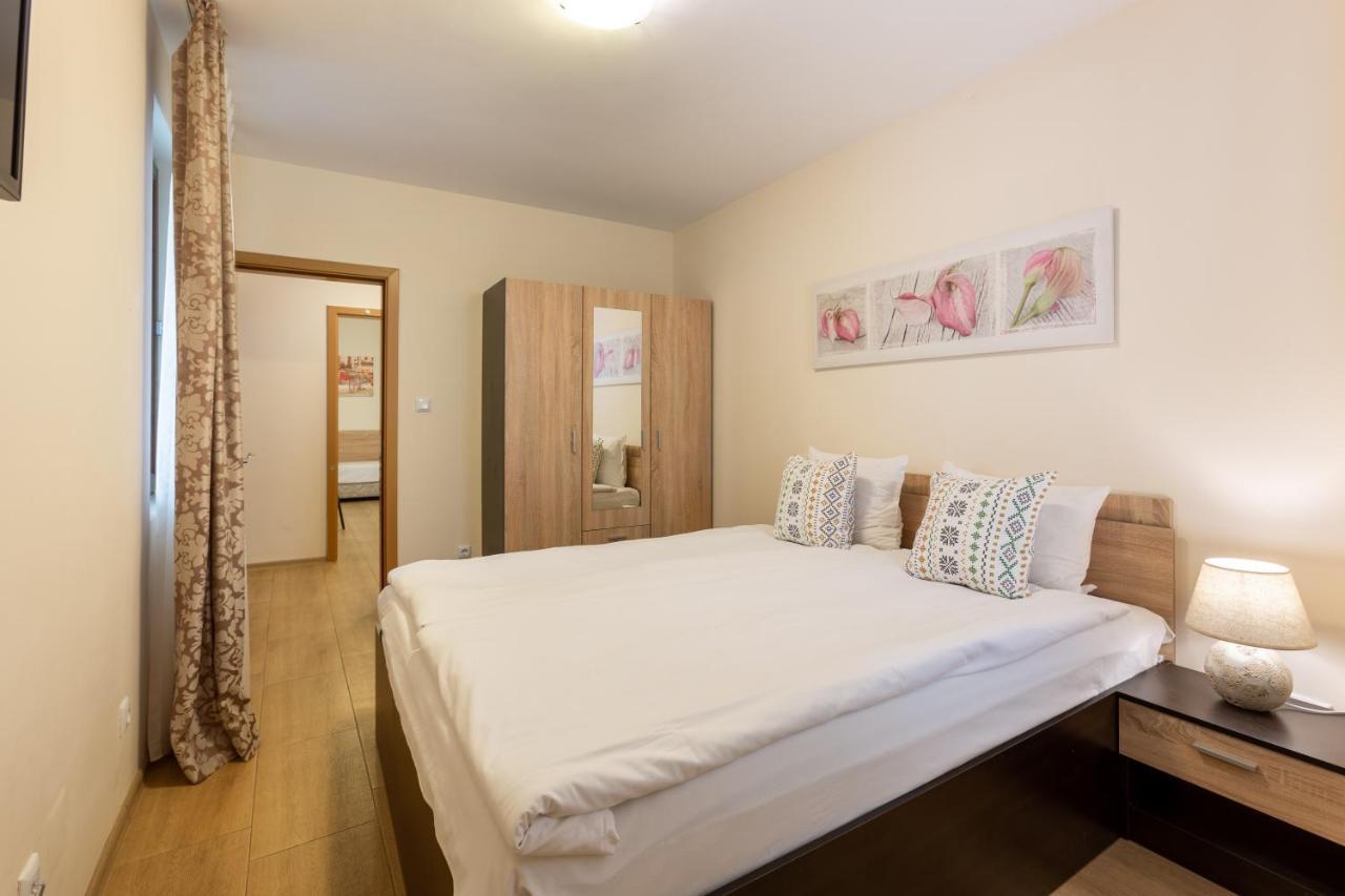 Apartments Flora 1 布尔加斯 外观 照片