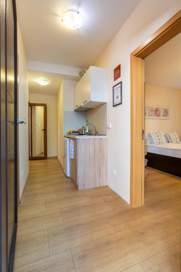 Apartments Flora 1 布尔加斯 外观 照片